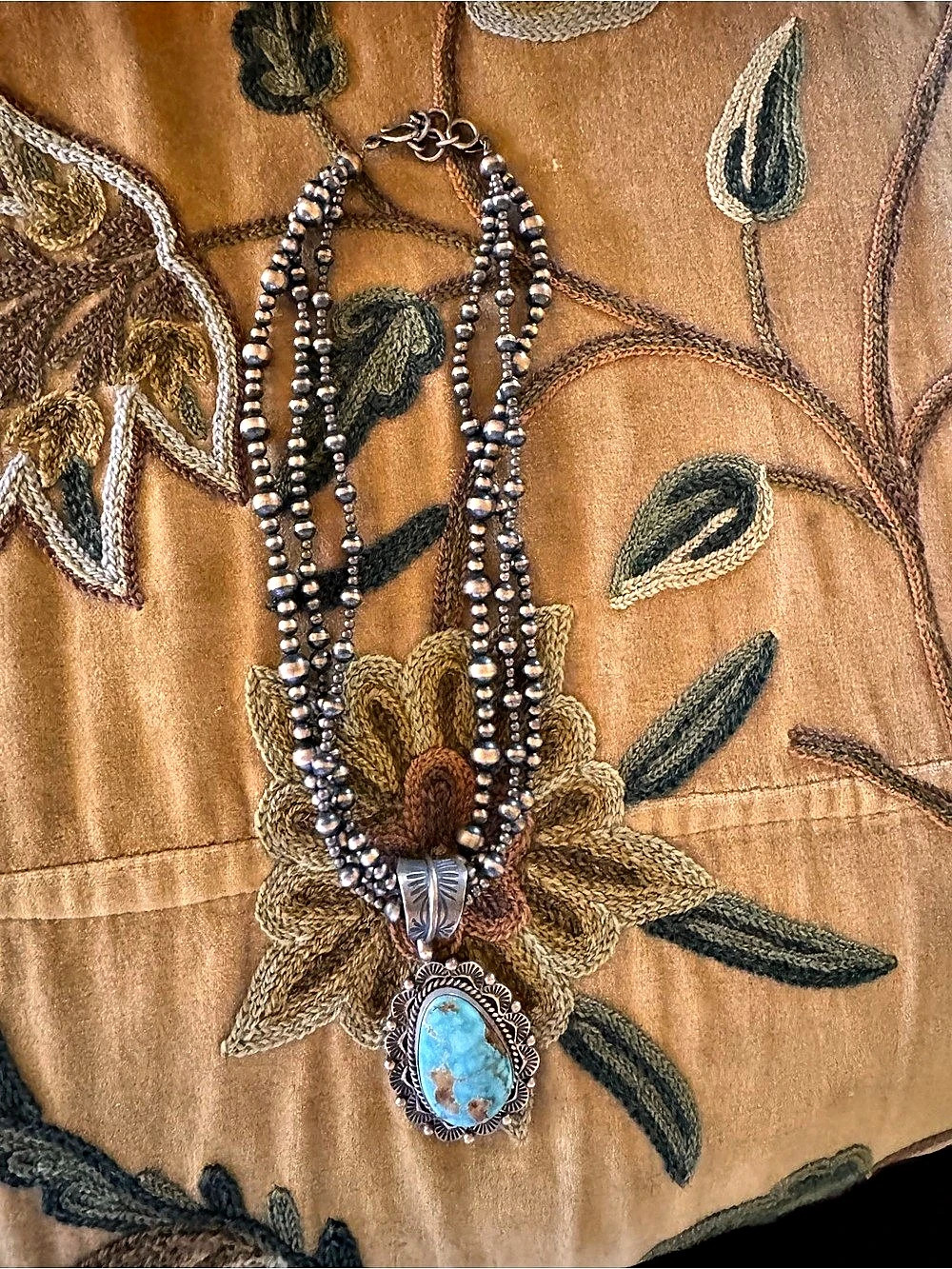 M. Spencer Turquoise Pendant Beaded Necklace Like New